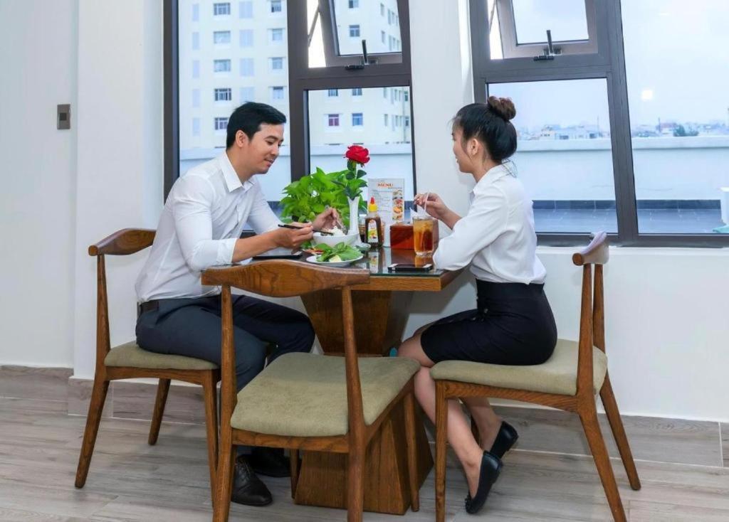 Ruby Star Hotel- Near Ben Thanh Market Hô Chi Minh-Ville Extérieur photo